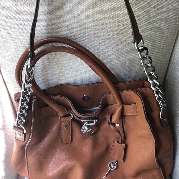 Michael Kors Hamilton Purse - Picture 5 of 5